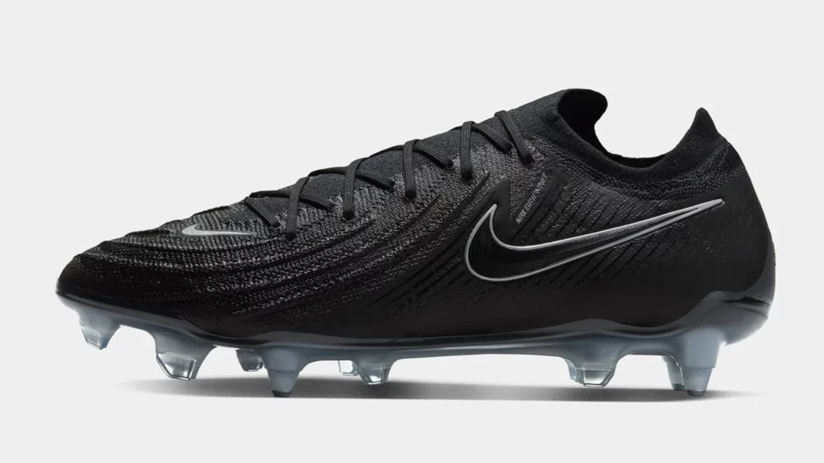 Nike Phantom GX 2 Elite SG Rugby Boots in Black.Available now at Lovell Rugby.
